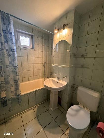 Apartament cu 3 camere în Botizului