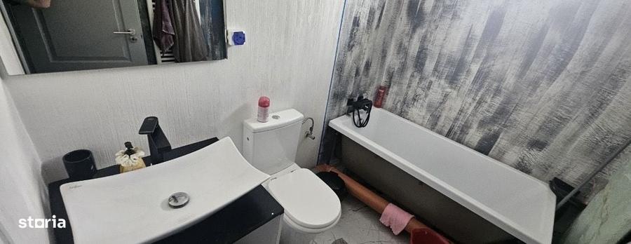 Apartament cu 3 camere decomandat în Centrul Istoric
