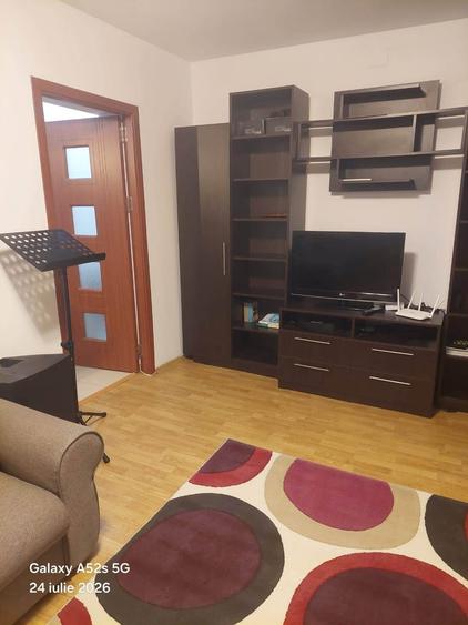 Apartament cu 2 camere decomandat în City Park Mall