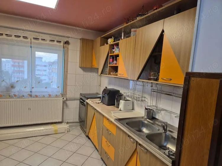 Apartament cu 2 camere decomandat în Sebastian