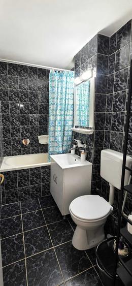 Apartament cu 3 camere decomandat în Dacia