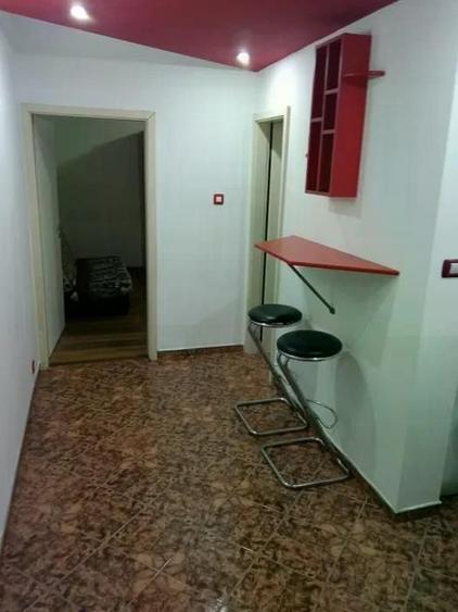 Garsonieră decomandată, mobilată în Aradului