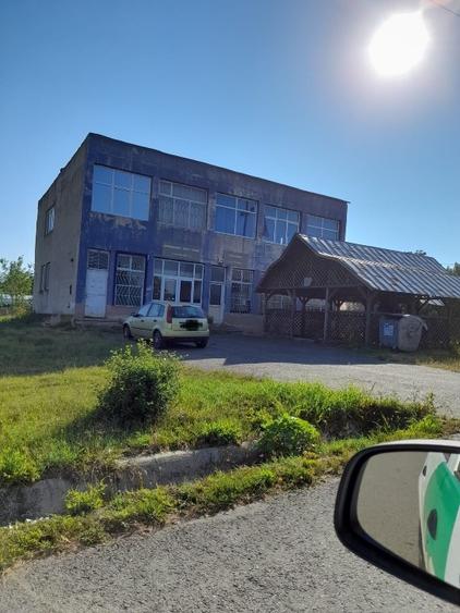 Spațiu comercial, de 370 mp, în Făurei