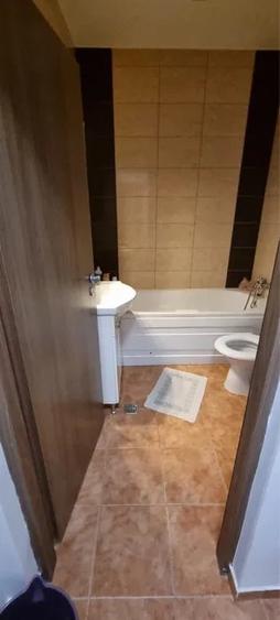 Apartament cu 2 camere semidecomandat, mobilat în Gorjului