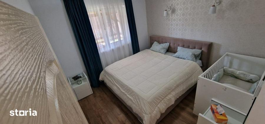 Casă cu 4 camere cu Teren 700 Mp în Central