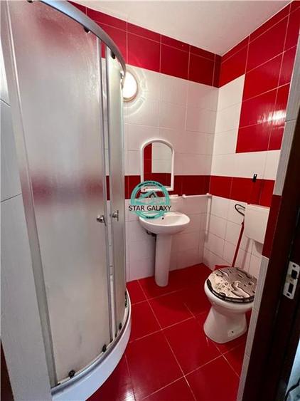 Apartament cu 3 camere decomandat, mobilat în 1848