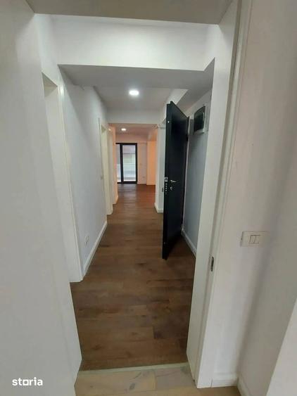 Apartament cu 3 camere decomandat în Dorobanți