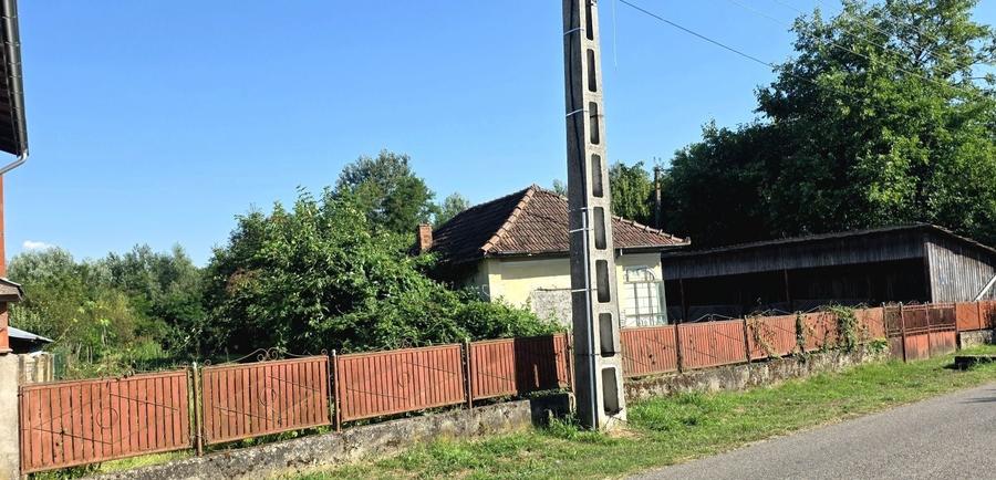 Teren de 1780 mp, în Buciumeni