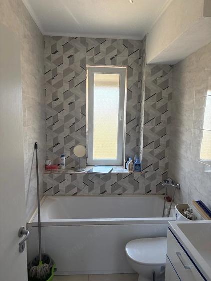 Apartament cu 2 camere semidecomandat în Chișoda