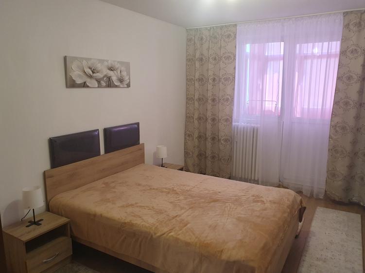 Apartament cu 2 camere decomandat în Drumul Taberei