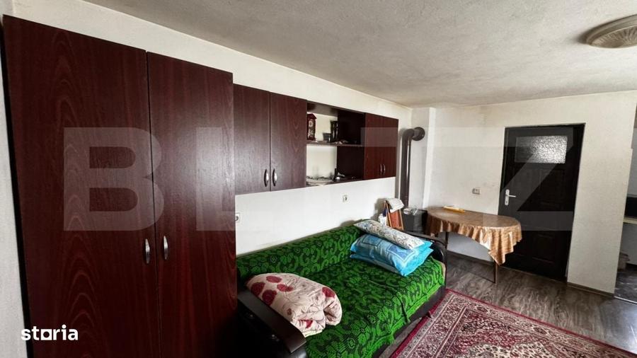 Casă cu 3 camere cu Teren 1180 Mp în Săsciori