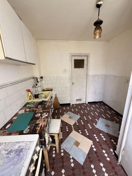 Apartament cu 2 camere semidecomandat în Mărășești