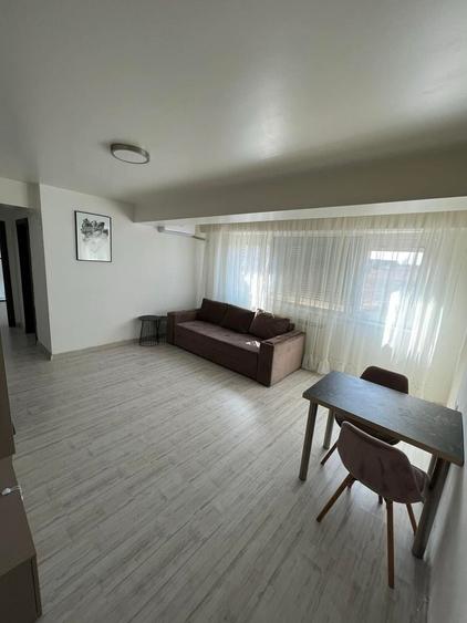 Apartament cu 2 camere semidecomandat în Exterior Vest
