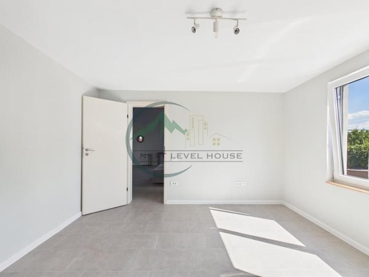 Apartament cu 3 camere decomandat în Sânpetru