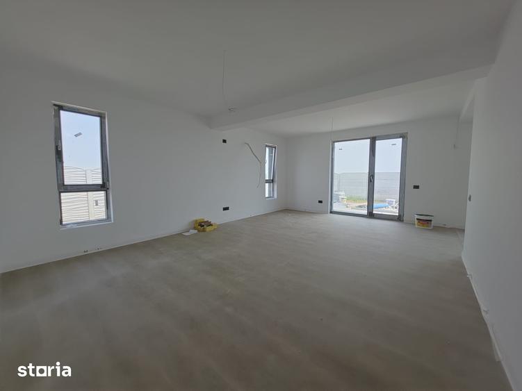 Casă cu 4 camere cu Teren 420 Mp în Centrul Civic