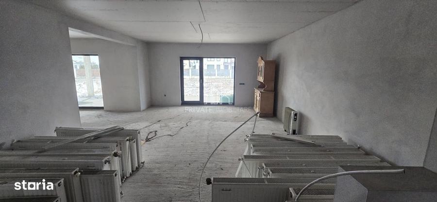 Casă cu 4 camere în Remetea