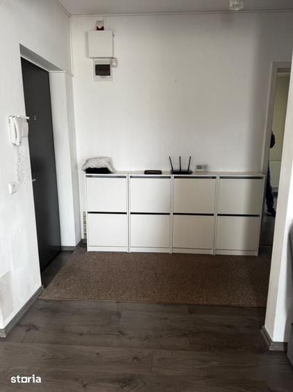 Apartament cu 3 camere în Florești