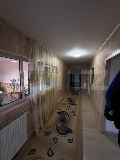 Casă individuală cu 5 camere cu Canalizare în Transilvaniei