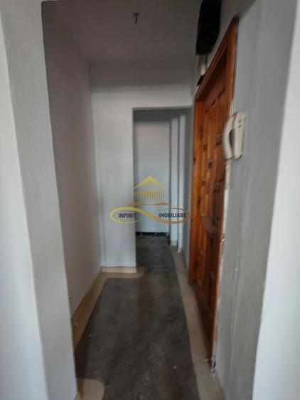 Apartament cu 2 camere decomandat în Narcisa