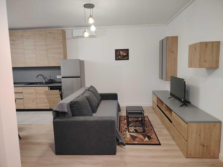 Apartament cu 2 camere semidecomandat în Virtuții