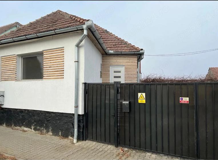 Casă cu 2 camere cu Teren 1600 Mp în Șelimbăr