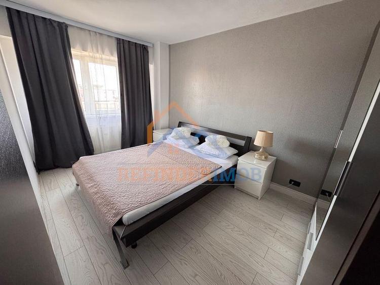 Apartament cu 2 camere decomandat în Panduri