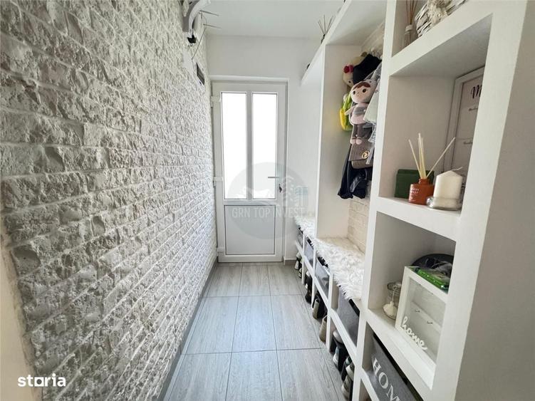 Casă cu 3 camere decomandat în Central