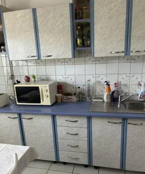 Apartament cu 4 camere în Rahova