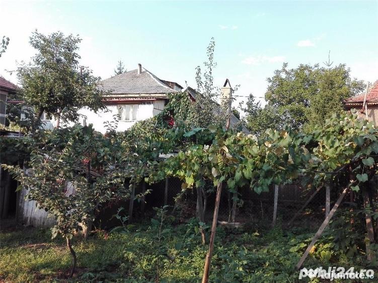 Casă cu 6 camere cu Teren 1000 Mp în Dumbrava
