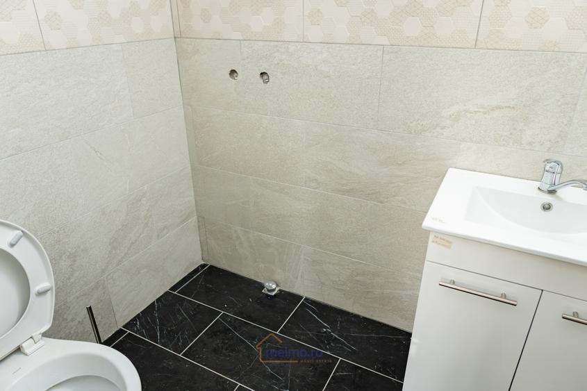 Casă individuală cu 4 camere cu Canalizare în Moinești