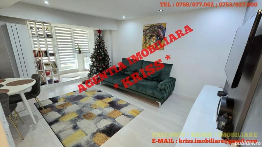 Apartament cu 3 camere decomandat în Central