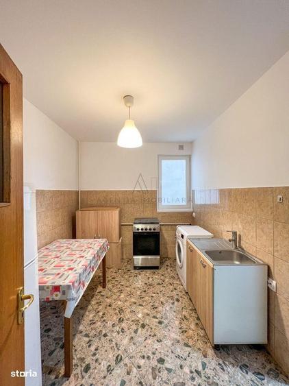 Apartament cu 2 camere decomandat în Drumul Taberei — fotografia 3