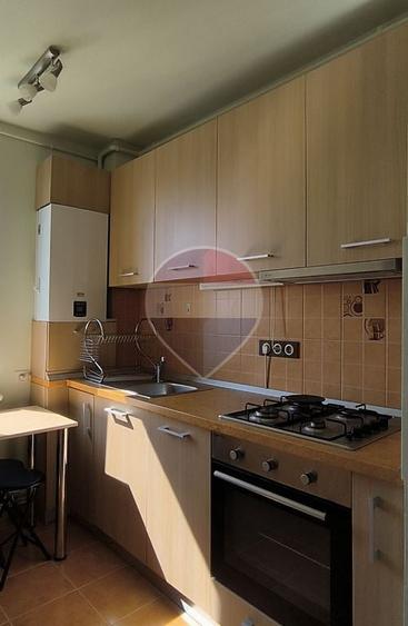 Apartament cu 2 camere nedecomandat în Gheorgheni