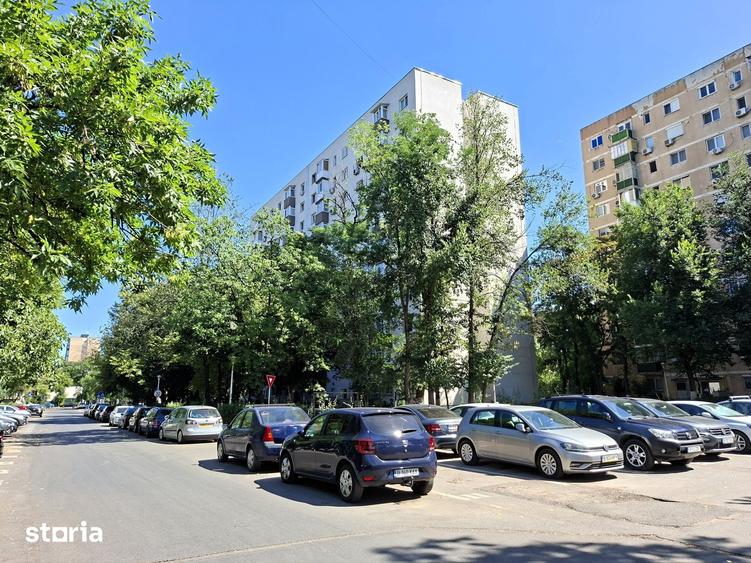 Apartament cu 2 camere decomandat în Drumul Taberei