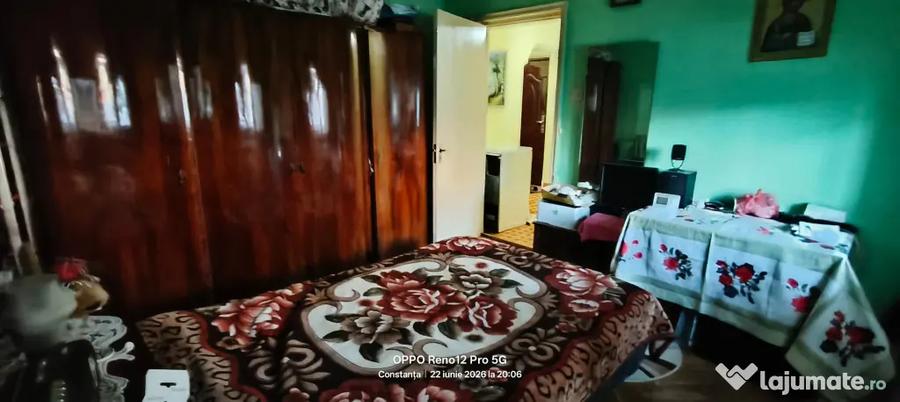 Apartament cu 2 camere decomandat în Sud