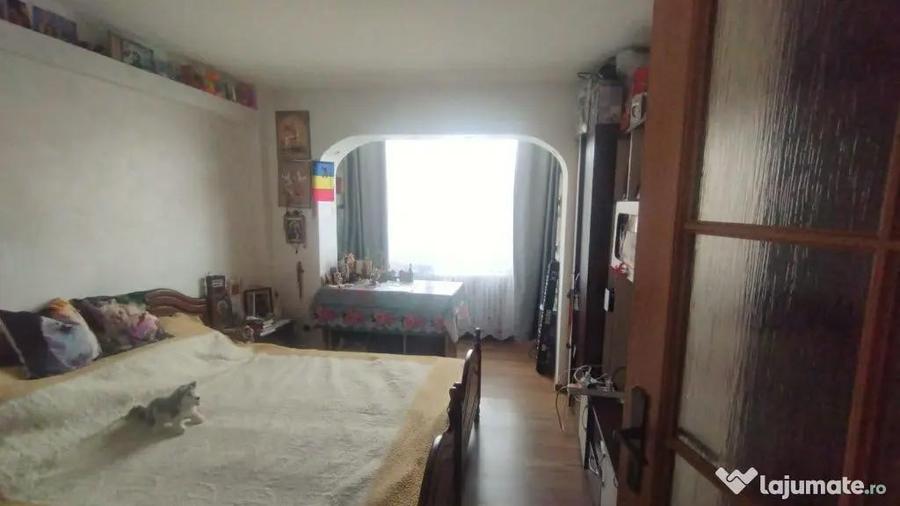 Apartament cu 2 camere decomandat în Alexandru cel Bun