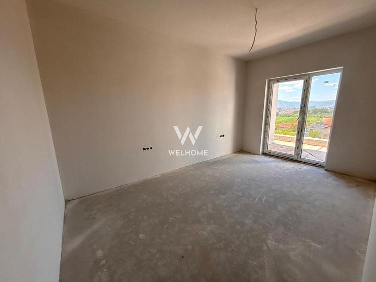 Duplex cu 4 camere cu Canalizare în Gușterița