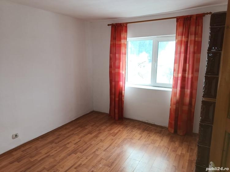 Apartament cu 2 camere în Baia de Aramă