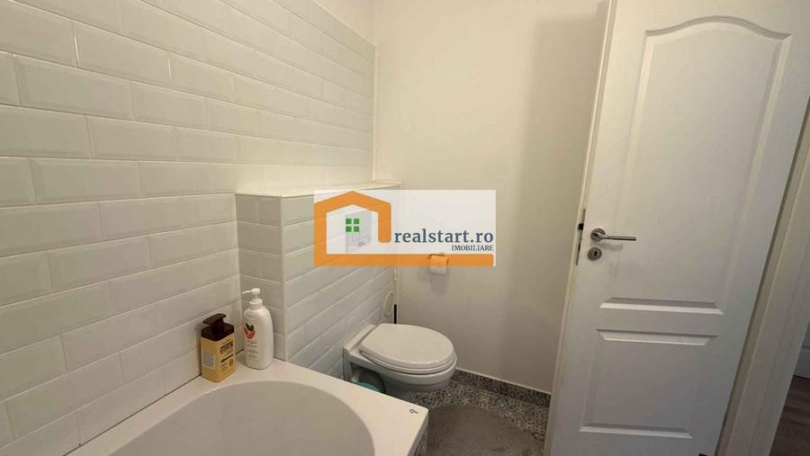 Apartament cu 4 camere decomandat, mobilat în Băneasa