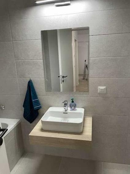 Apartament cu 2 camere decomandat în Sebastian