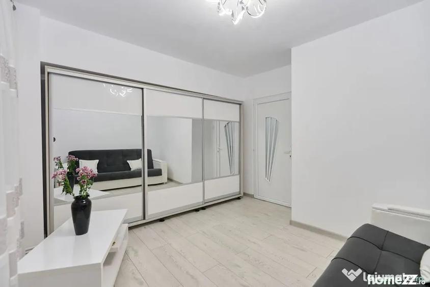 Garsonieră decomandată în Prundu