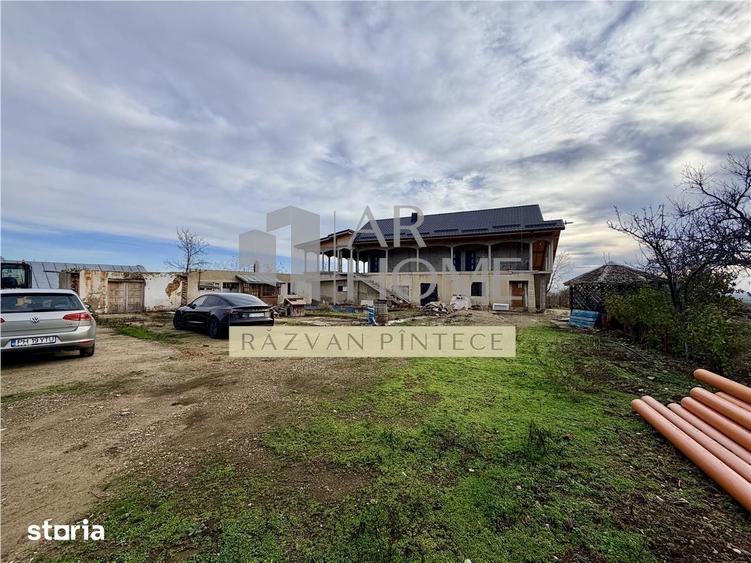 Spațiu comercial, de 450 mp, în Păltiniș