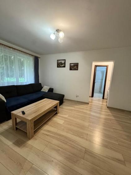 Apartament cu 2 camere semidecomandat, mobilat în Săsar