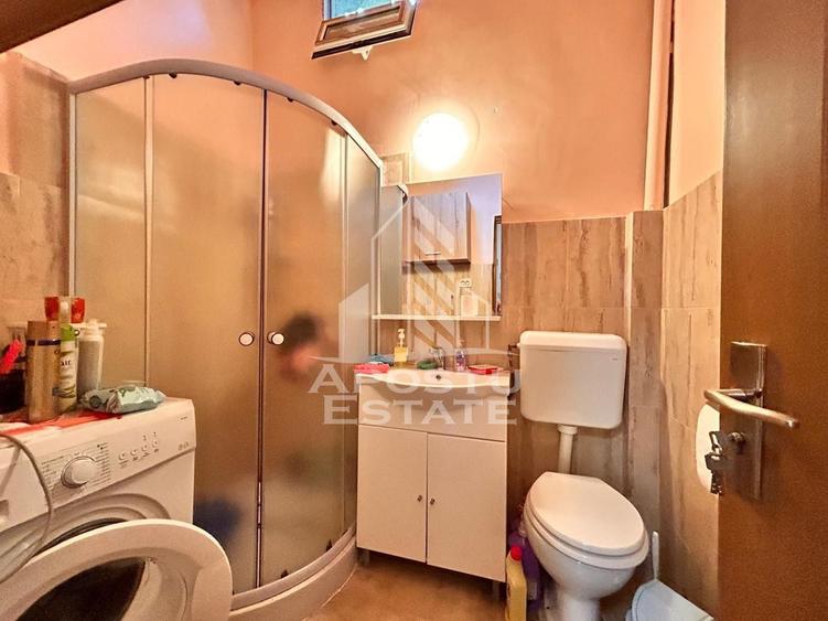 Apartament cu 2 camere nedecomandat, mobilat în Central