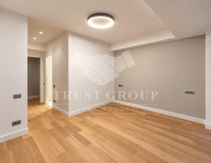 Apartament cu 4 camere decomandat, mobilat în Herăstrău