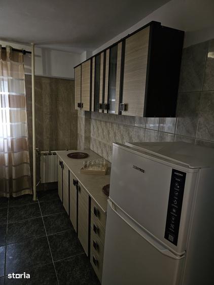 Apartament cu 3 camere în Tudor Vladimirescu