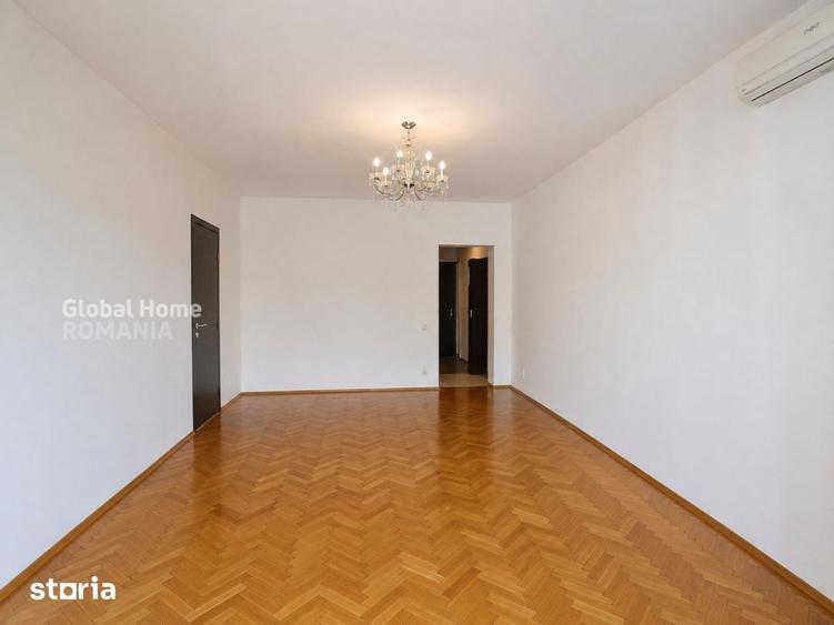 Apartament cu 3 camere decomandat în Drumul Taberei