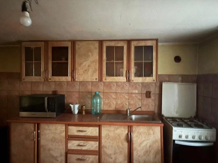 Casă cu 4 camere cu Teren 2612 Mp în Ceamurlia de Sus