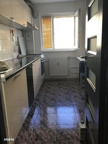 Apartament cu 2 camere decomandat în Balta Albă