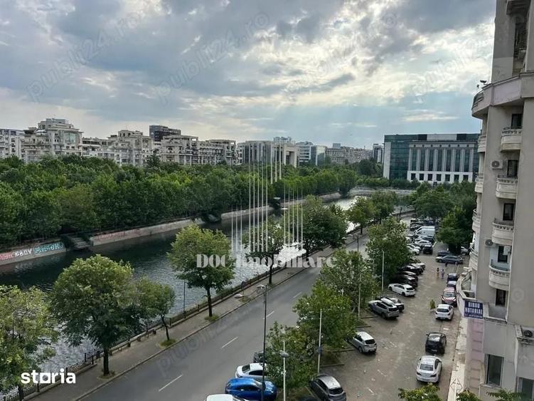 Apartament cu 2 camere decomandat în Centrul Civic